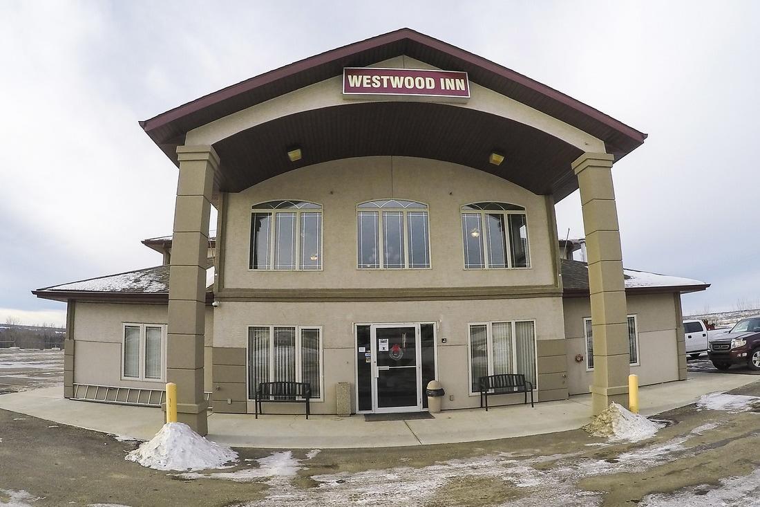 Westwood Inn Drayton Valley Exterior photo